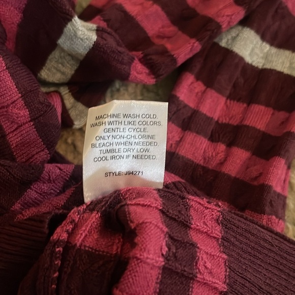 Hooked up ribbed top - Picture 3 of 5